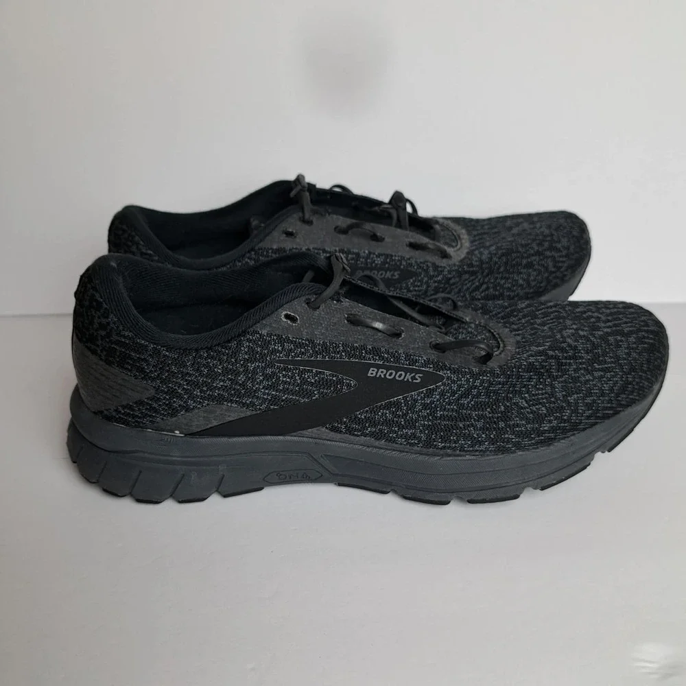 Brooks Signal 3 Womens Shoes Sz 9D Running Athletic Black DifferentLace Sneakers